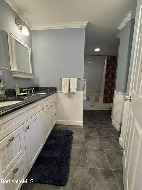 Bath - 37 Corey Rd #866, Hancock, MA 01237 photo 2 of 2