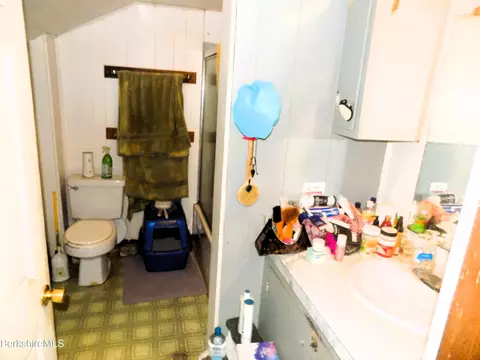 175-177 Center St #3, Lee, MA 01238 photo 27