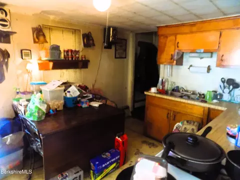 175-177 Center St #3, Lee, MA 01238 photo 26