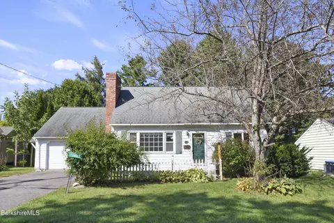 174 Cole Ave, Pittsfield, MA 01201