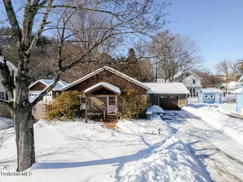 6 Locust St, Great Barrington, MA 01230