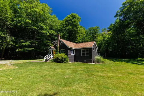 14 Norwalk Acres Rd, Monterey, MA 01245