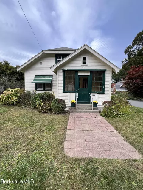 55 First St, North Adams, MA 01247