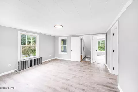 Living - 114 Danforth Ave, Pittsfield, MA 01201 photo 2 of 3