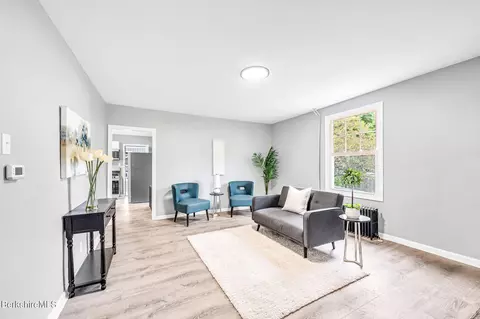 Living - 114 Danforth Ave, Pittsfield, MA 01201 photo 1 of 3