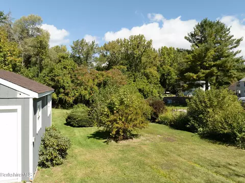 Exterior - 114 Danforth Ave, Pittsfield, MA 01201 photo 7 of 9