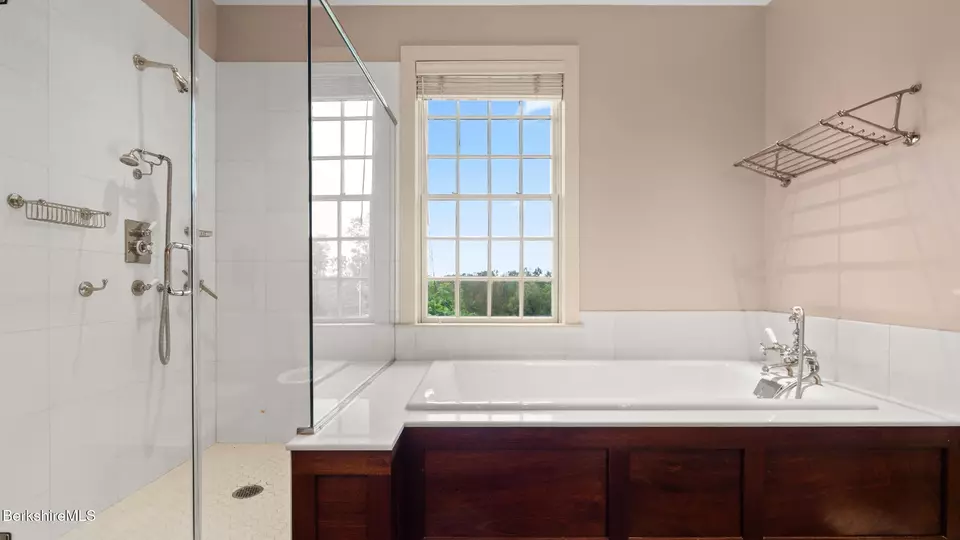 Bath - 110 Alford Rd, Great Barrington, MA 01230 photo 5 of 9