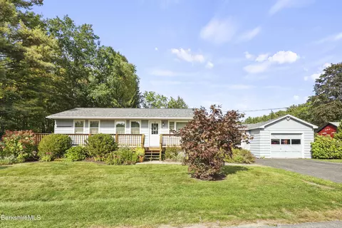 10 Otis St, Pittsfield, MA 01201