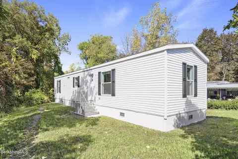 12 Aztec Dr, North Adams, MA 01247