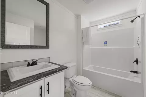 8 Apache Dr, North Adams, MA 01247 photo 12