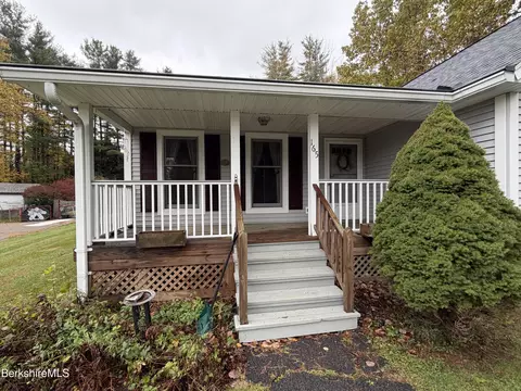 165 George Street St, Lee, MA 01238 photo 6