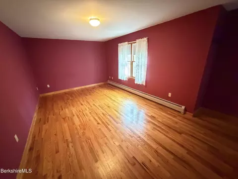 165 George Street St, Lee, MA 01238 photo 17