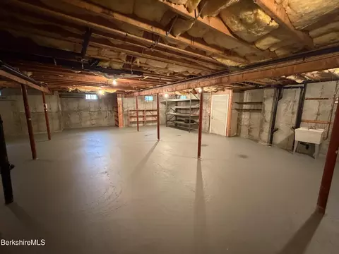 165 George Street St, Lee, MA 01238 photo 25