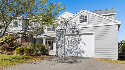 1136 Barker Rd #11, Pittsfield, MA 01201