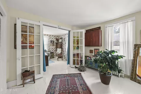 30 Walker St, Lenox, MA 01240 photo 4