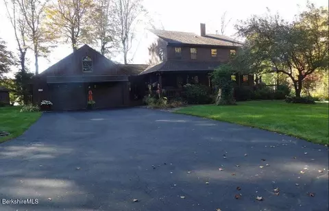 304 Dalton Division Rd, Pittsfield, MA 01201