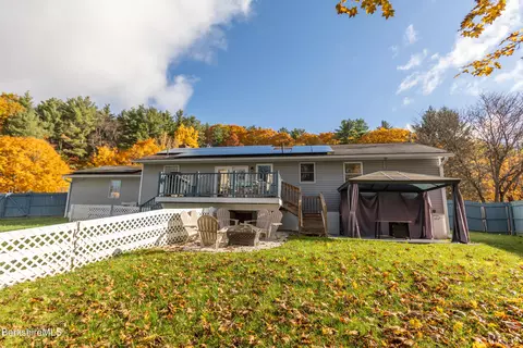 68 Howe Rd, Pittsfield, MA 01201 photo 10