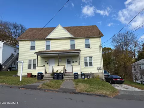 48-50 W Union St, Pittsfield, MA 01201