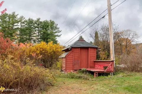 Exterior - 2 Devon Rd, Stockbridge, MA 01262 photo 1 of 7