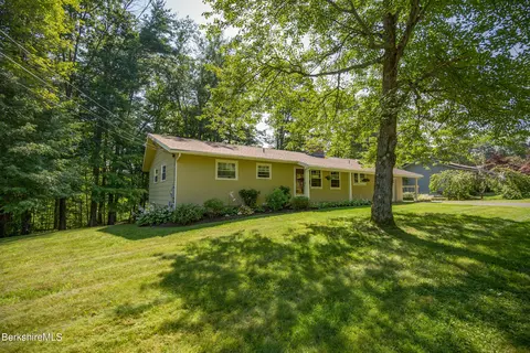 30 Pease Ter, Lee, MA 01238 photo 2