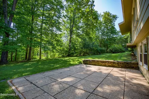 30 Pease Ter, Lee, MA 01238 photo 10