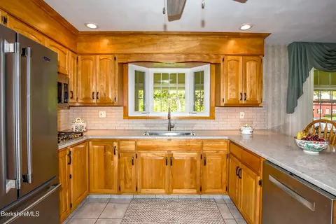 30 Pease Ter, Lee, MA 01238 photo 23