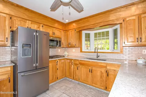 30 Pease Ter, Lee, MA 01238 photo 24