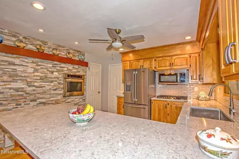 30 Pease Ter, Lee, MA 01238 photo 21