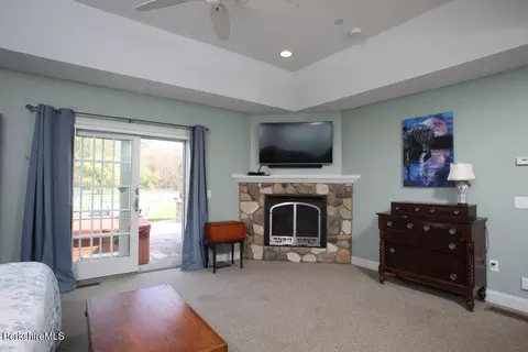 200 Easthampton Rd, Westhampton, MA 01027 photo 14