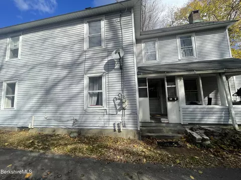 41 Pearl St #1-2, Great Barrington, MA 01230