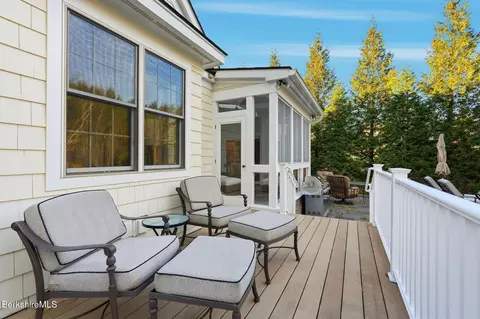 Exterior - 4 Stoneledge Rd, Lenox, MA 01240 photo 6 of 8