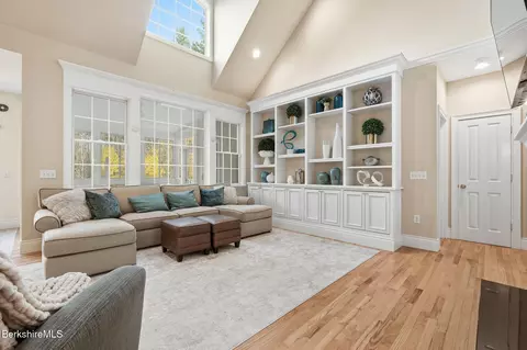Living - 4 Stoneledge Rd, Lenox, MA 01240 photo 1 of 1