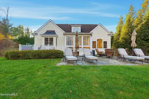 Exterior - 4 Stoneledge Rd, Lenox, MA 01240 photo 7 of 8