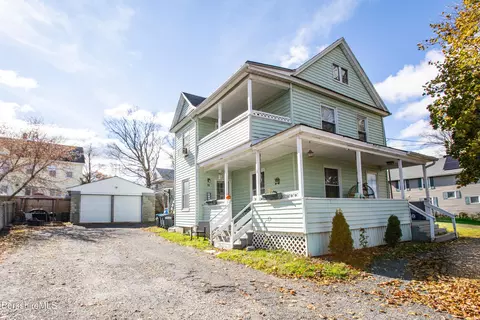 70-72 Elm St, Pittsfield, MA 01201