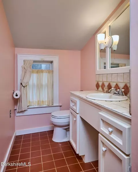 10 Maple St, Plainfield, MA 01070 photo 29