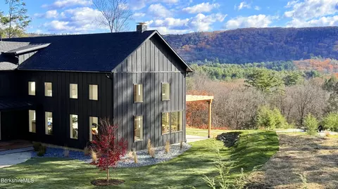 40 E Alford Rd, West Stockbridge, MA 01266