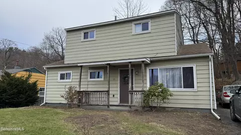 26 Bradford St, North Adams, MA 01247