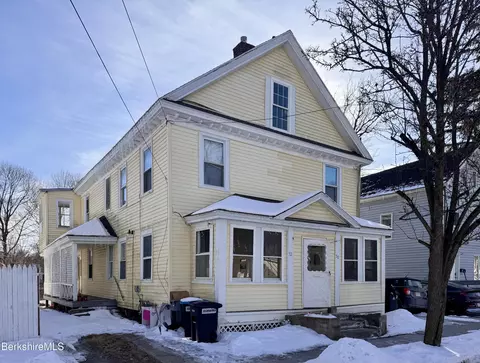 50-52 John St, Pittsfield, MA 01201