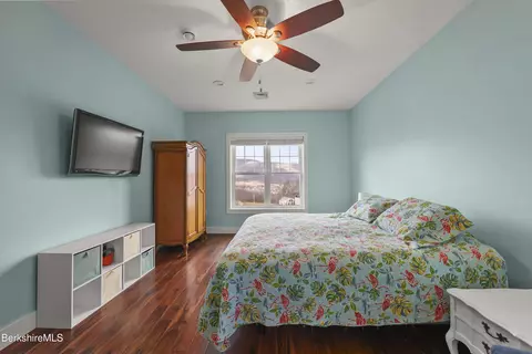 46 E Orchard Ter, Adams, MA 01220 photo 21
