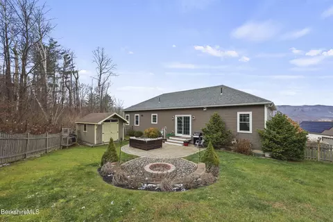 46 E Orchard Ter, Adams, MA 01220 photo 38