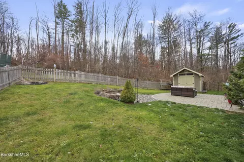 46 E Orchard Ter, Adams, MA 01220 photo 39