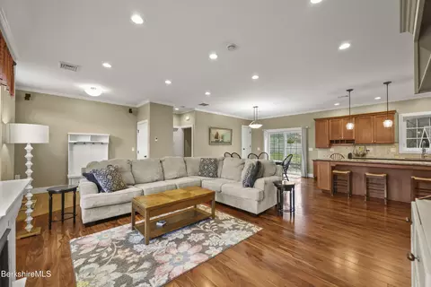 46 E Orchard Ter, Adams, MA 01220 photo 9