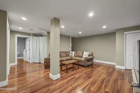 46 E Orchard Ter, Adams, MA 01220 photo 31