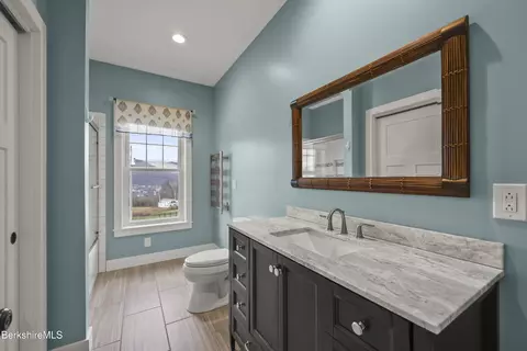 46 E Orchard Ter, Adams, MA 01220 photo 19