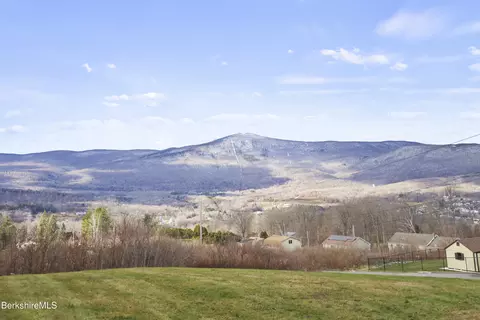 46 E Orchard Ter, Adams, MA 01220 photo 5