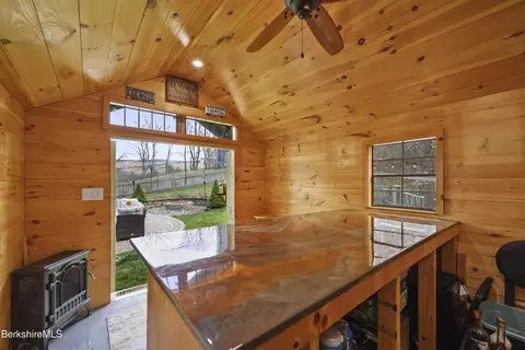 46 E Orchard Ter, Adams, MA 01220 photo 35