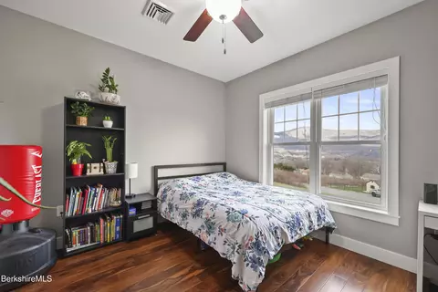 46 E Orchard Ter, Adams, MA 01220 photo 26