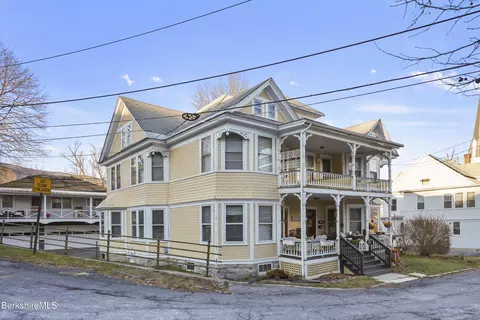 3 Melrose St # -5, Adams, MA 01220