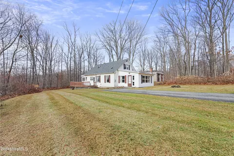 67 Scammell Ave, Pittsfield, MA 01201