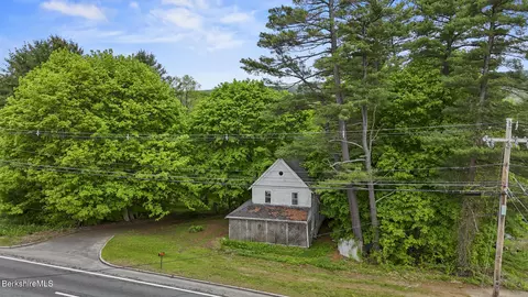 249 Pittsfield Rd, Lenox, MA 01240